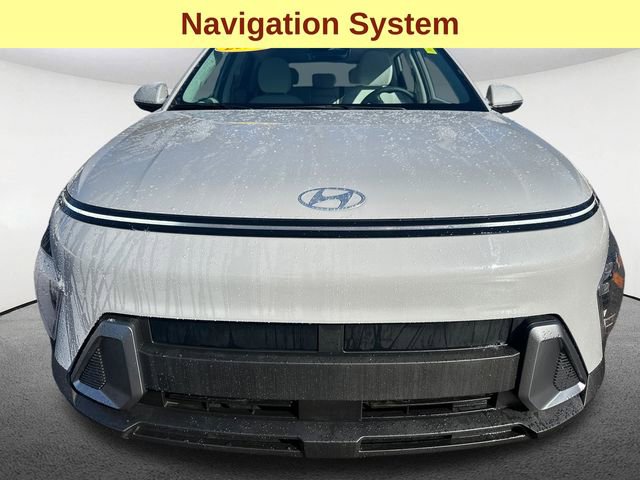 Used 2025 Hyundai Kona SEL image 4