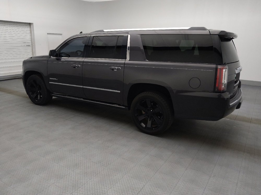 Used 2018 GMC Yukon XL Denali w/ Open Road Package RWD image 3