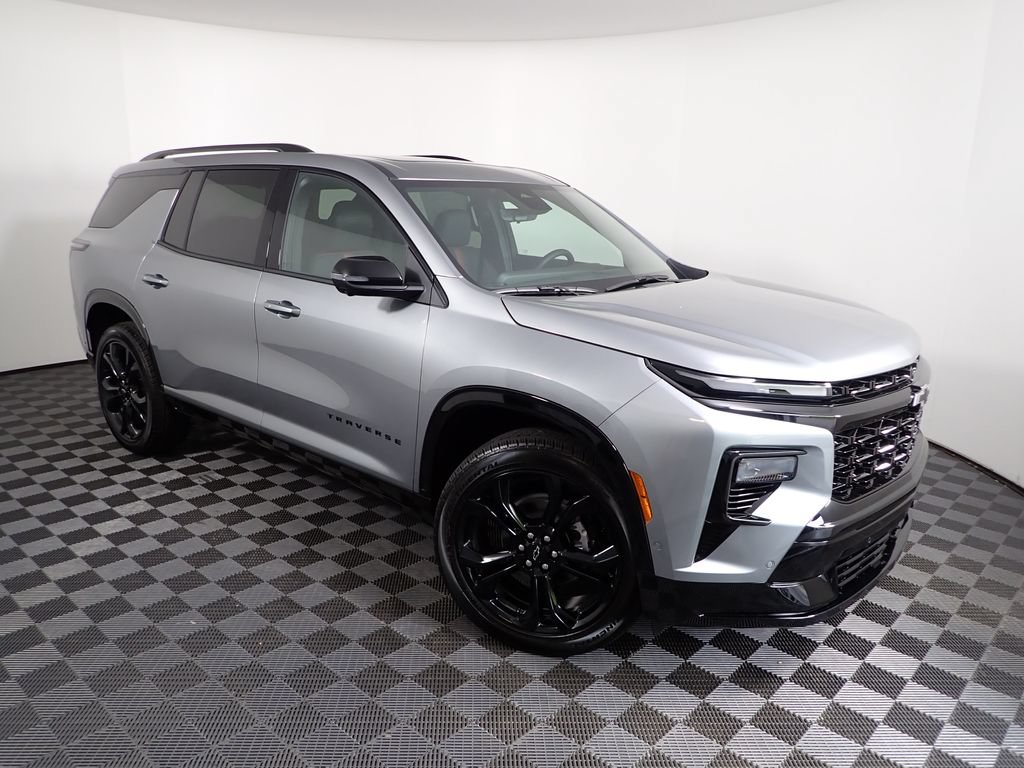 New 2027 Chevrolet Traverse RS w/ LPO, Floor Liner Package AWD/4WD image 9