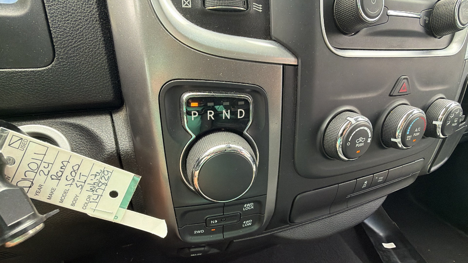 Used 2024 RAM 1500 Classic SLT AWD/4WD image 30