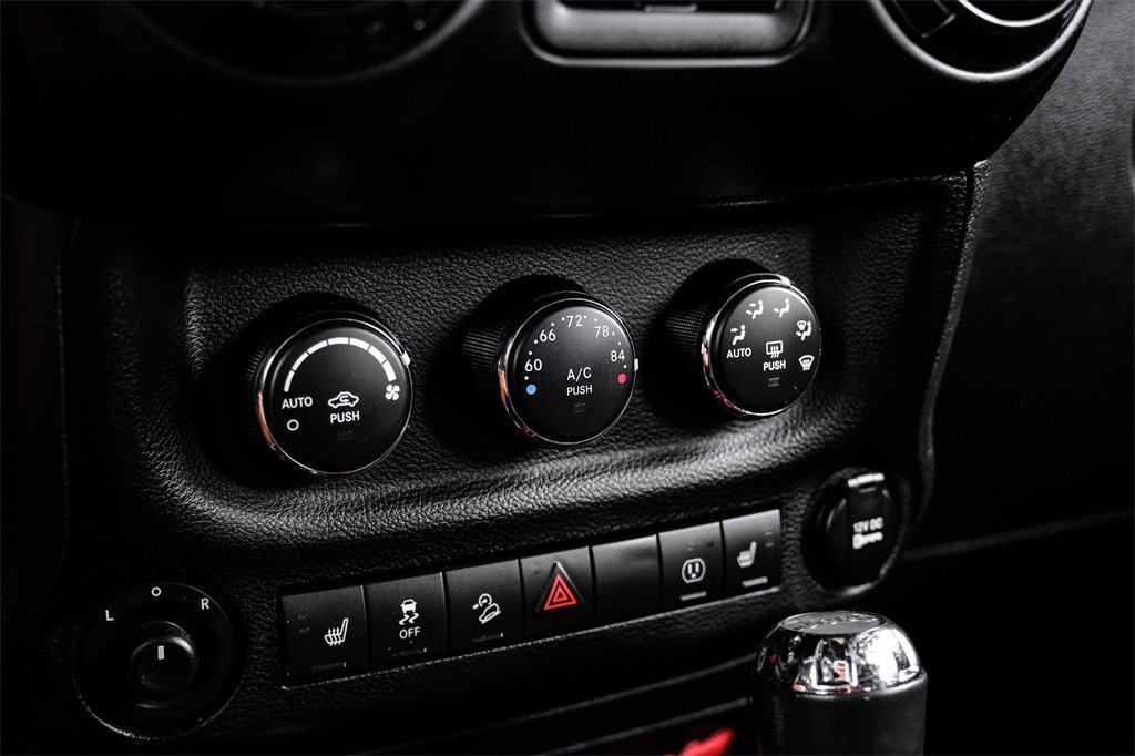 Used 2017 Jeep Wrangler Unlimited Rubicon image 22