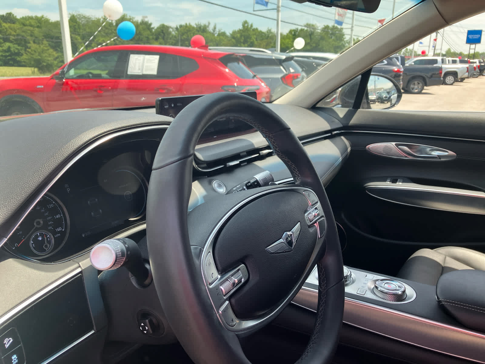 Used 2023 Genesis GV70 2.5T w/ Select Package AWD/4WD image 9
