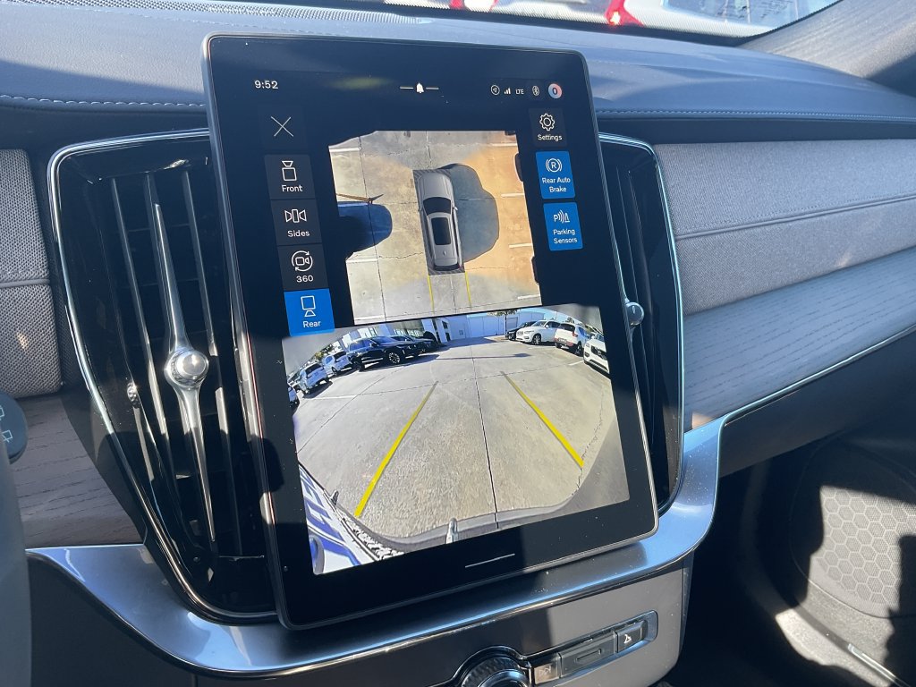 New 2027 Volvo XC90 B6 Plus AWD/4WD image 29