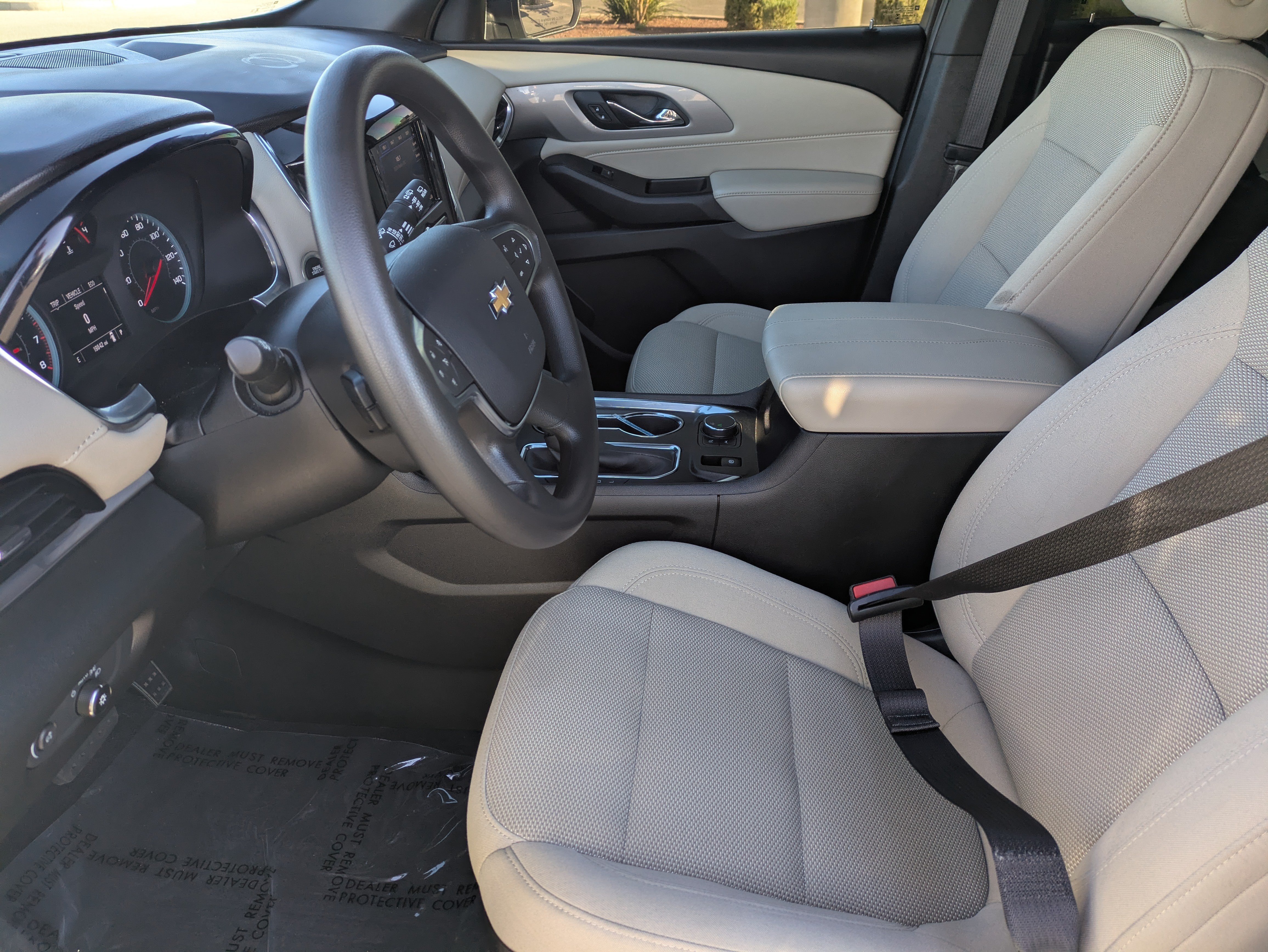 Used 2024 Chevrolet Traverse LS FWD image 26