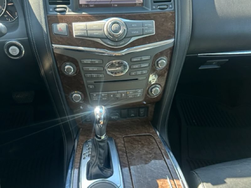 Used 2017 INFINITI QX80 2WD w/ Driver Assistance Package image 15