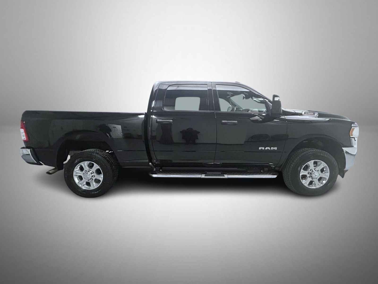 Used 2024 RAM 2500 Big Horn image 4
