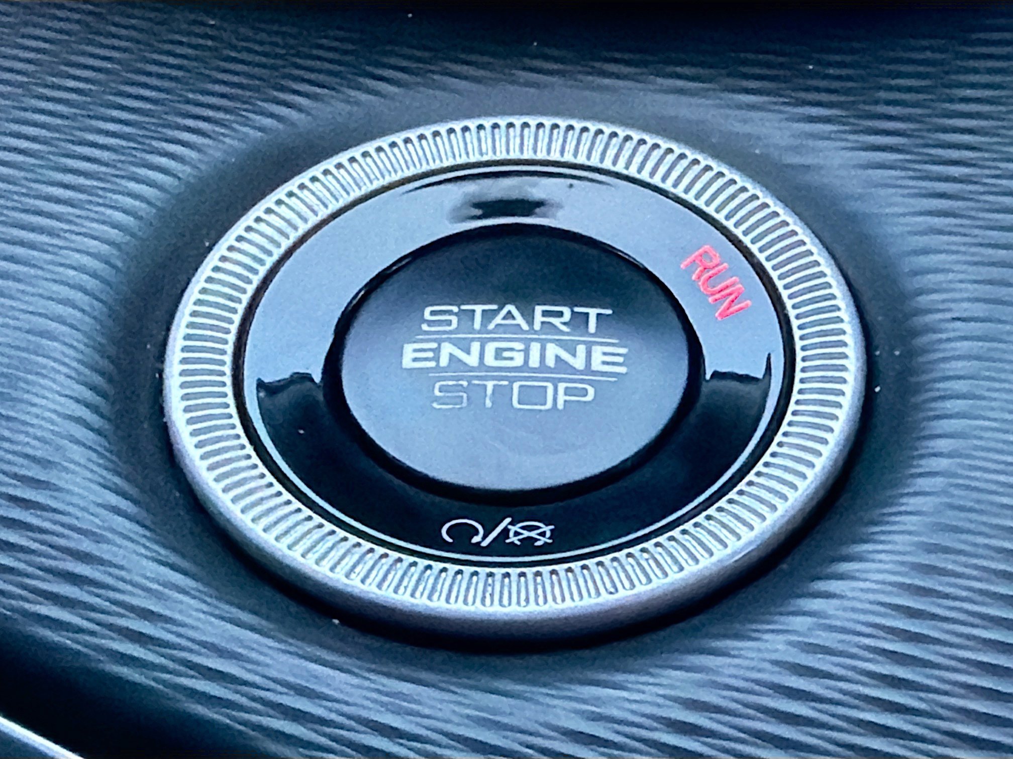 Used 2025 Jeep Grand Cherokee Laredo X image 31