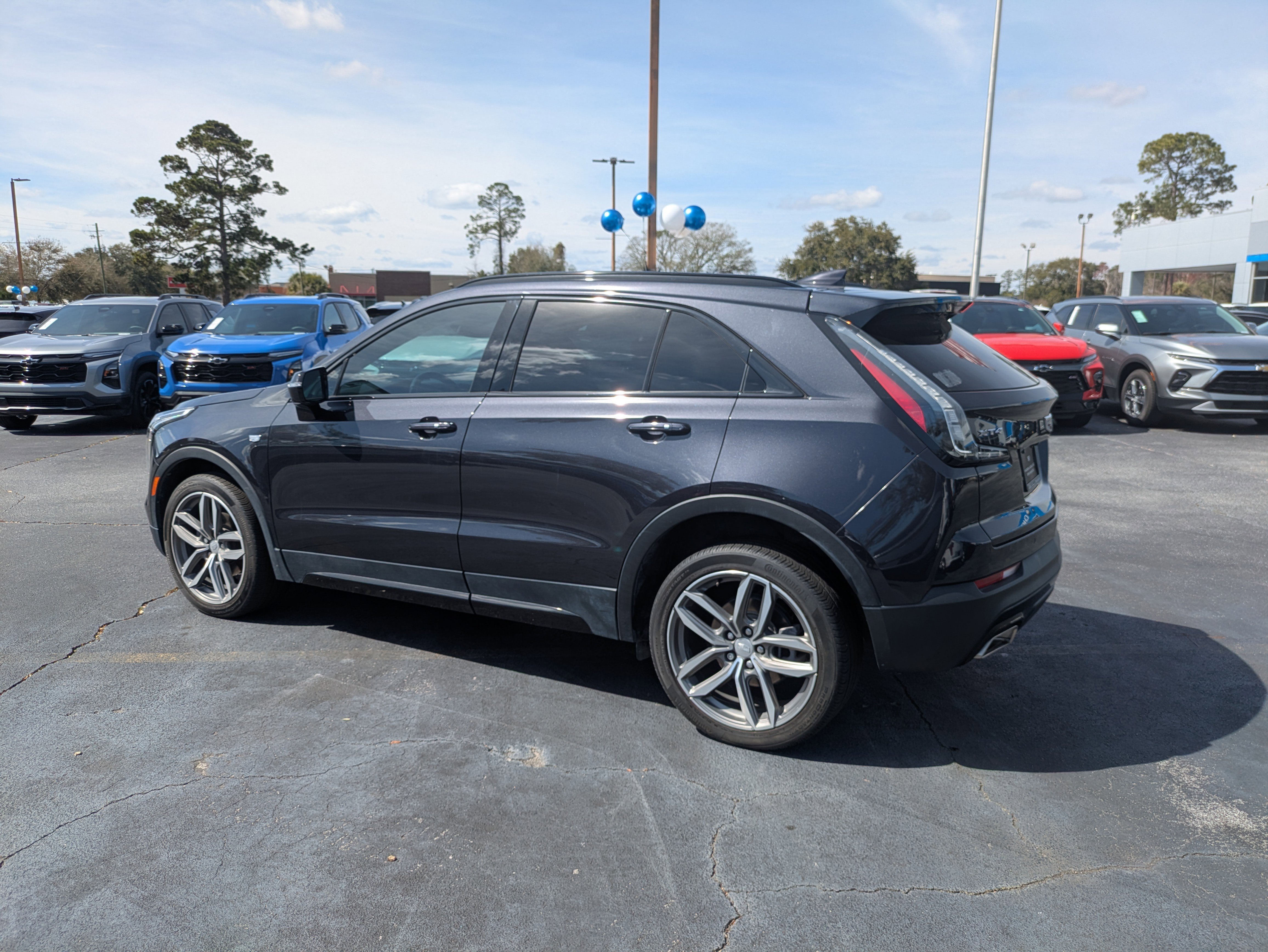 Used 2023 Cadillac XT4 Sport w/ Cold Weather Package image 27