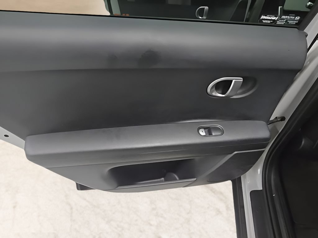 Certified 2023 Hyundai Ioniq 5 SE RWD image 15