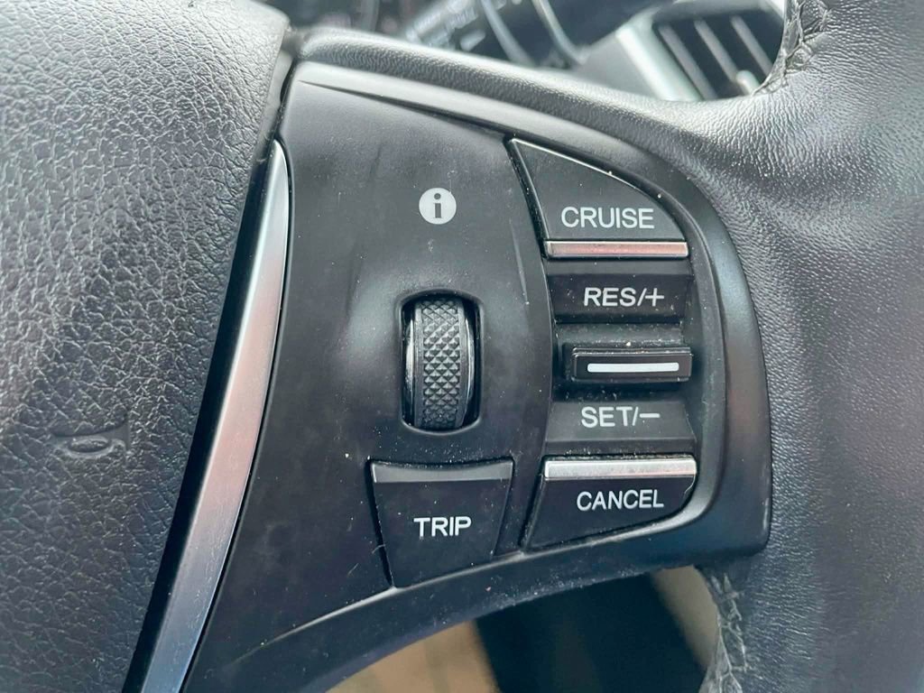 Used 2015 Acura TLX image 22