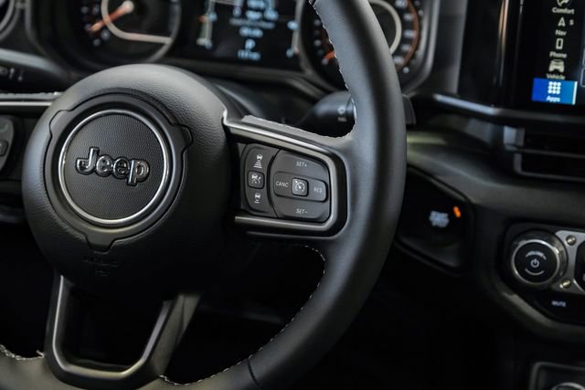 Used 2025 Jeep Gladiator Sport AWD/4WD image 62