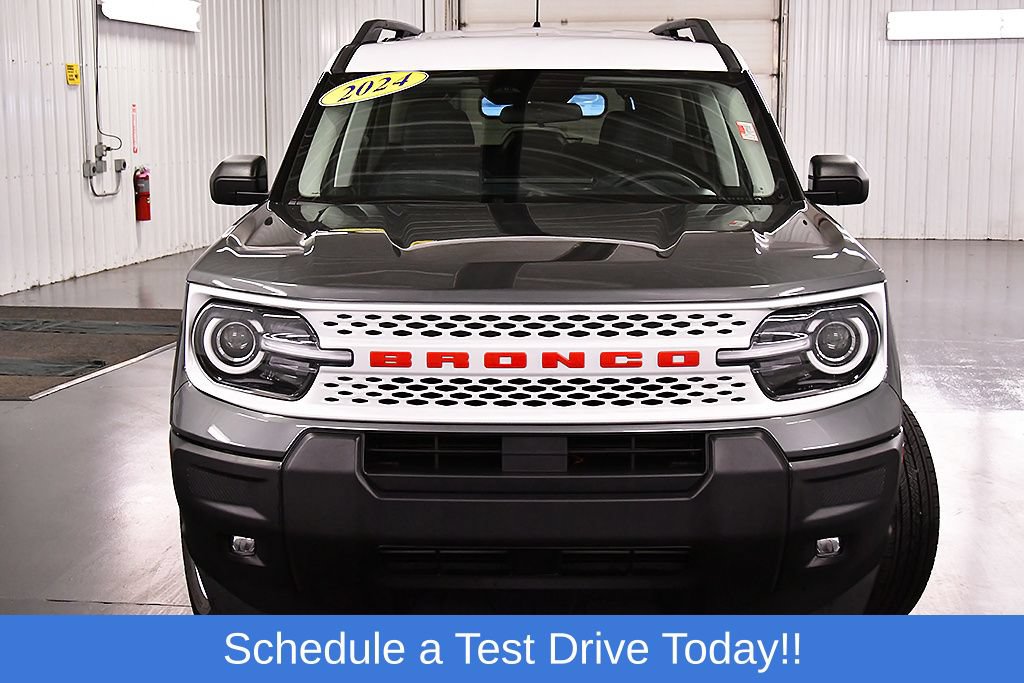 Used 2025 Ford Bronco Sport Heritage w/ Convenience Package AWD/4WD image 2