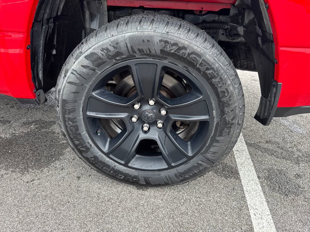 Used 2020 RAM 1500 Big Horn AWD/4WD image 14