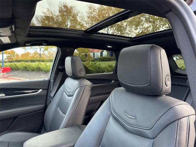 Certified 2025 Cadillac XT5 Premium Luxury image 17