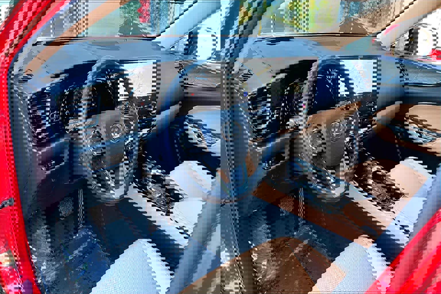 Used 2024 Lexus NX 350 AWD w/ Vision Package image 17