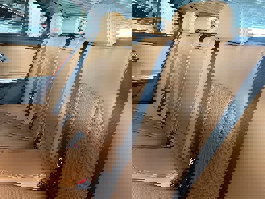 Used 2023 BMW 330e w/ Driving Assistance Package image 22