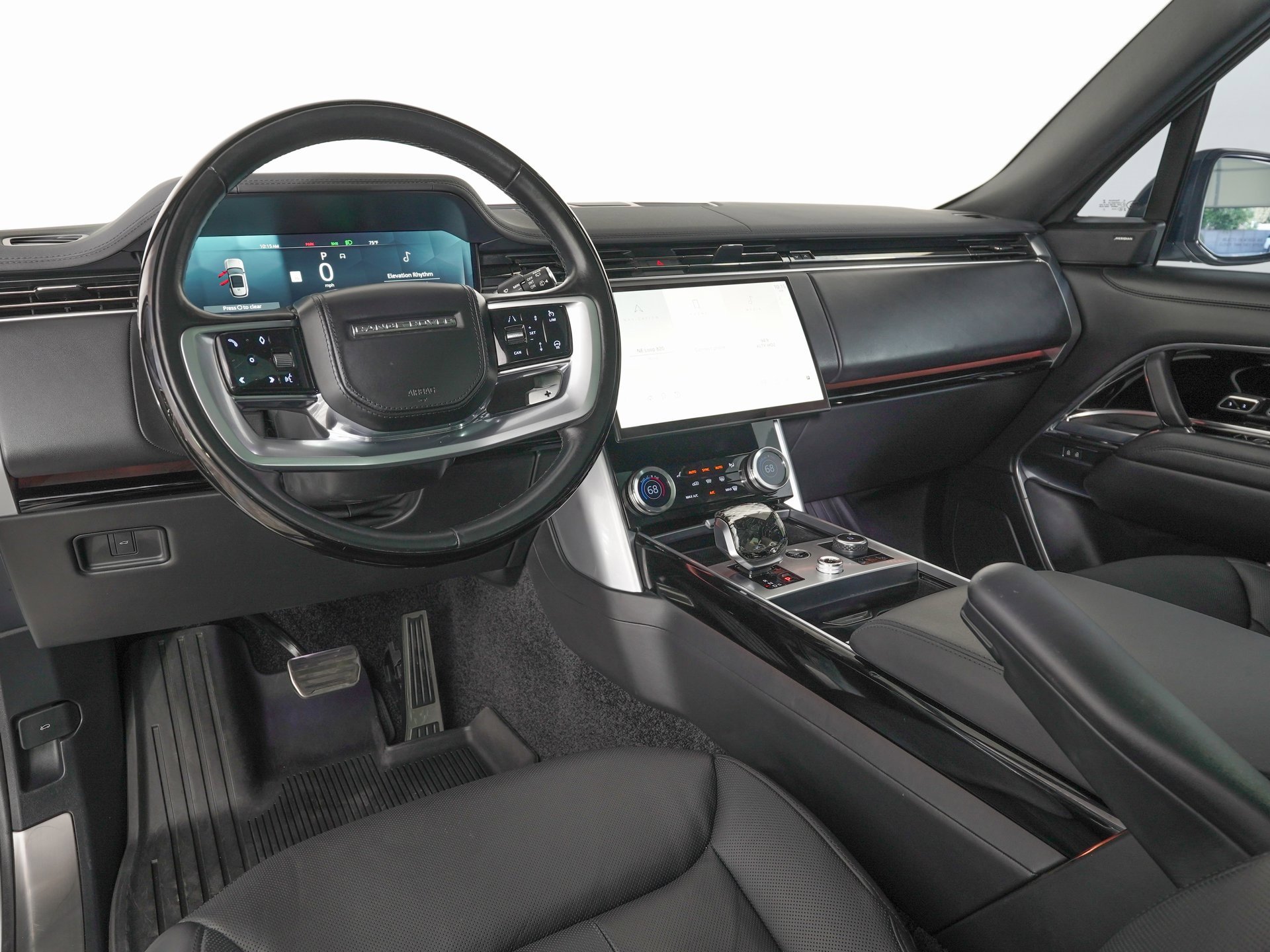 Used 2023 Land Rover Range Rover SE image 17