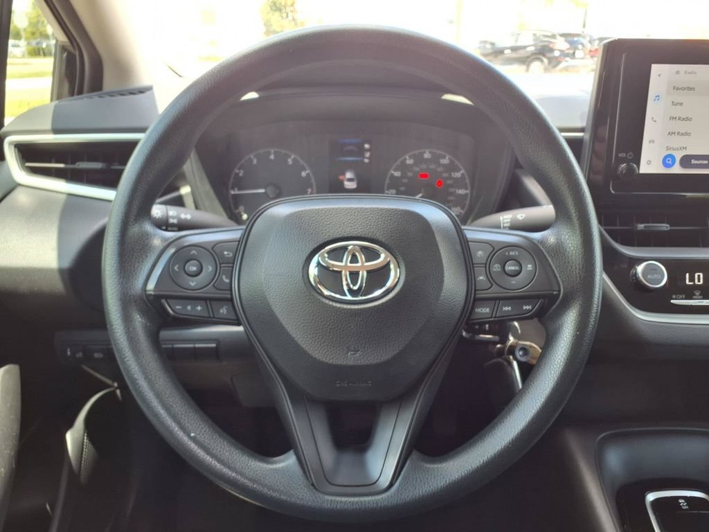 Used 2024 Toyota Corolla LE FWD image 28