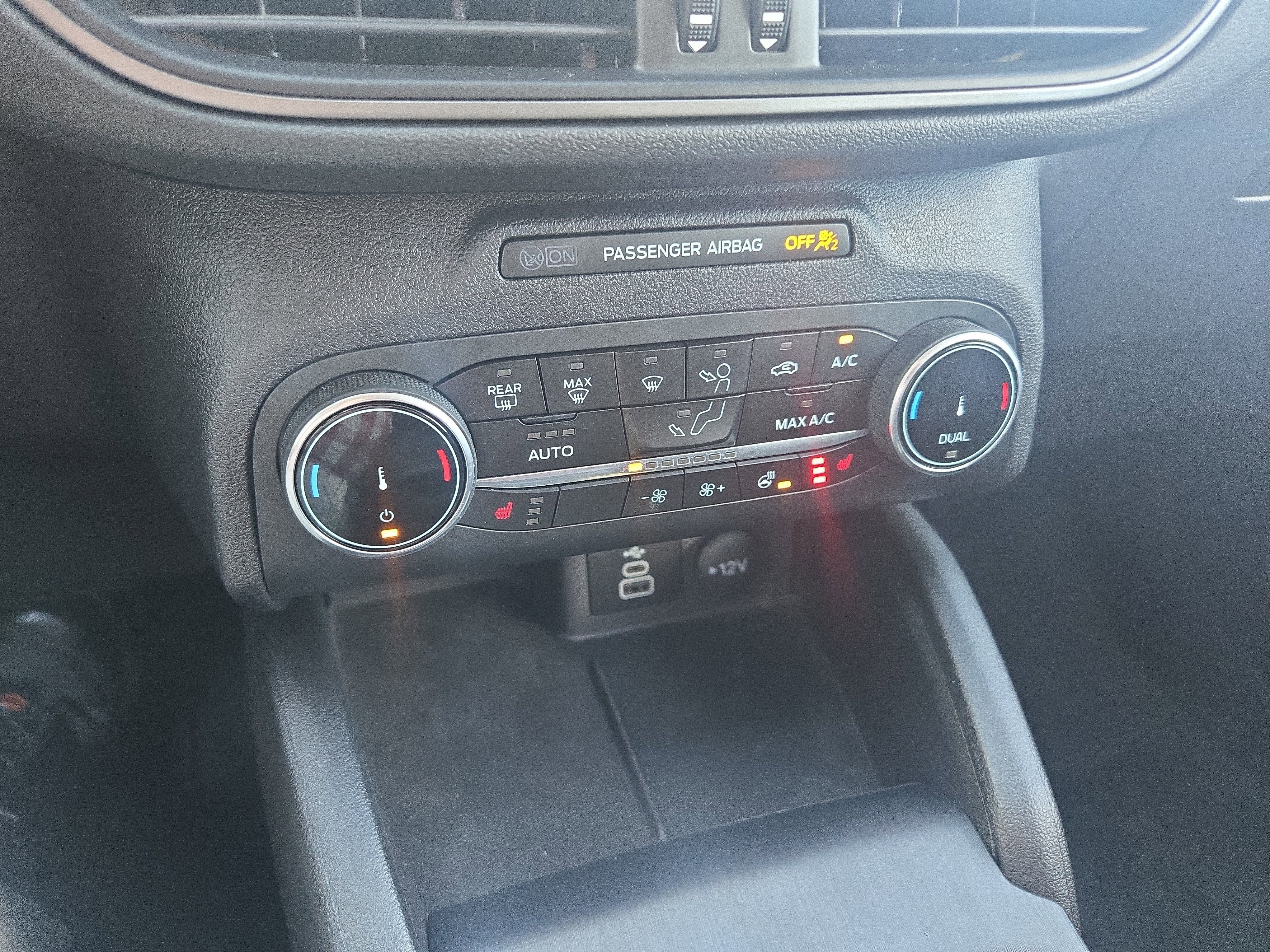 Used 2024 Ford Escape Active image 28