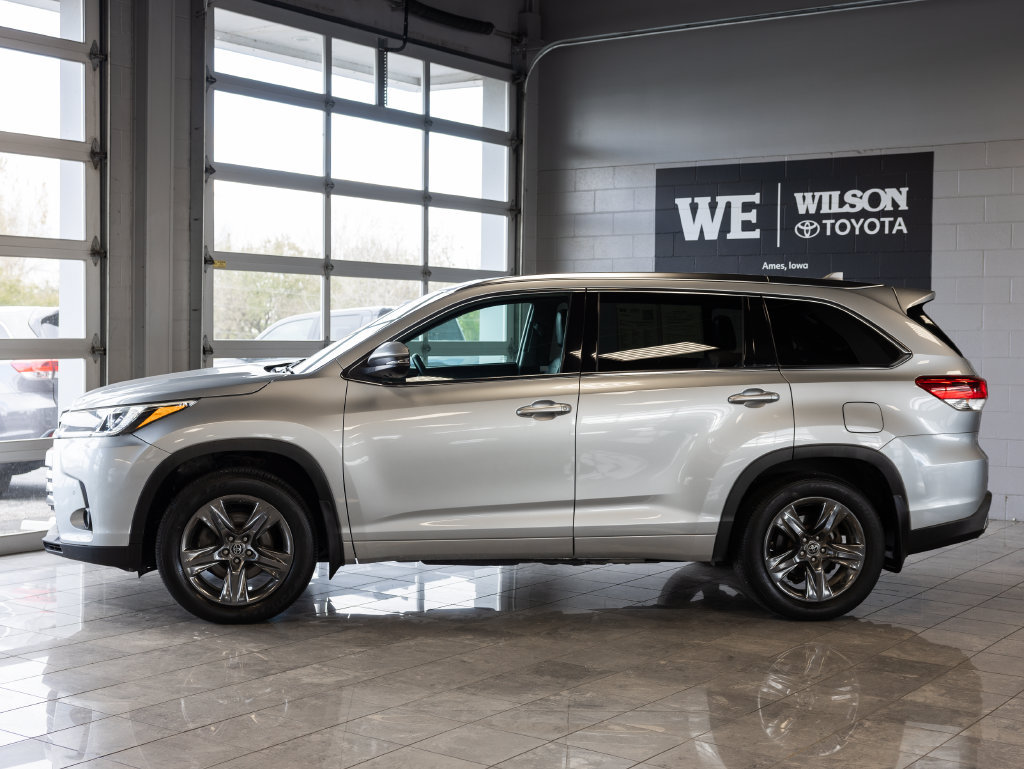 Used 2017 Toyota Highlander Limited Platinum