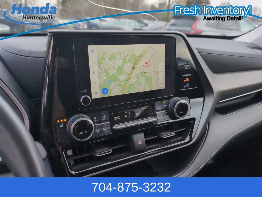 Used 2023 Toyota Highlander XLE image 25