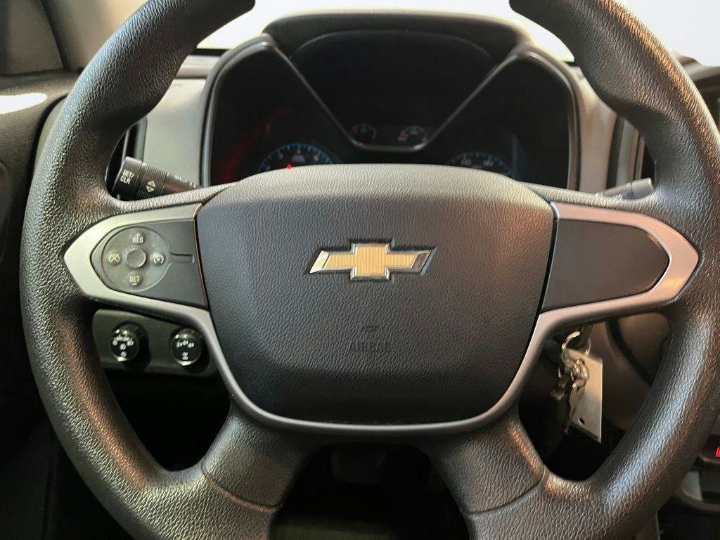 Used 2017 Chevrolet Colorado W/T w/ WT Convenience Package AWD/4WD image 18