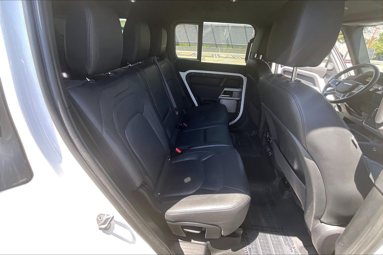 Used 2023 Land Rover Defender 130 SE AWD/4WD image 19