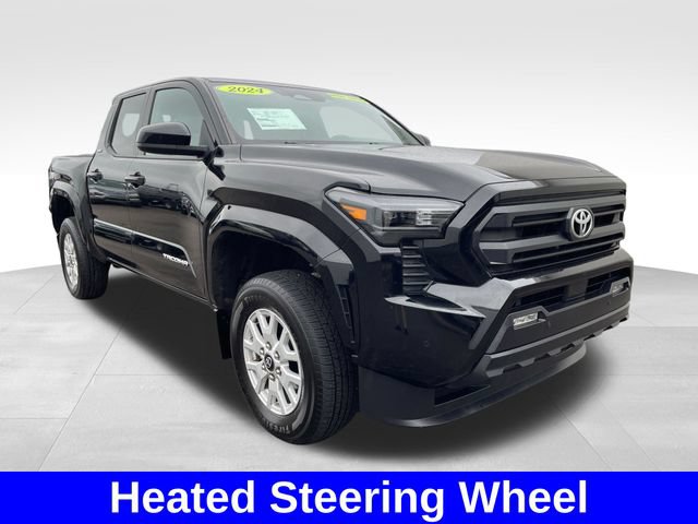 Used 2024 Toyota Tacoma SR5 AWD/4WD image 7