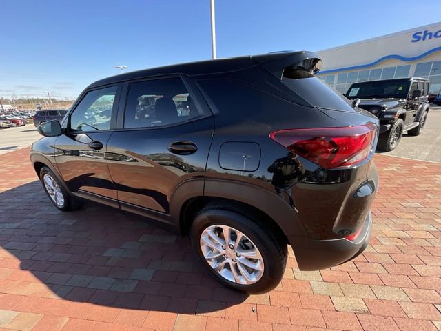 Used 2025 Chevrolet TrailBlazer LS w/ LS Convenience Package image 30