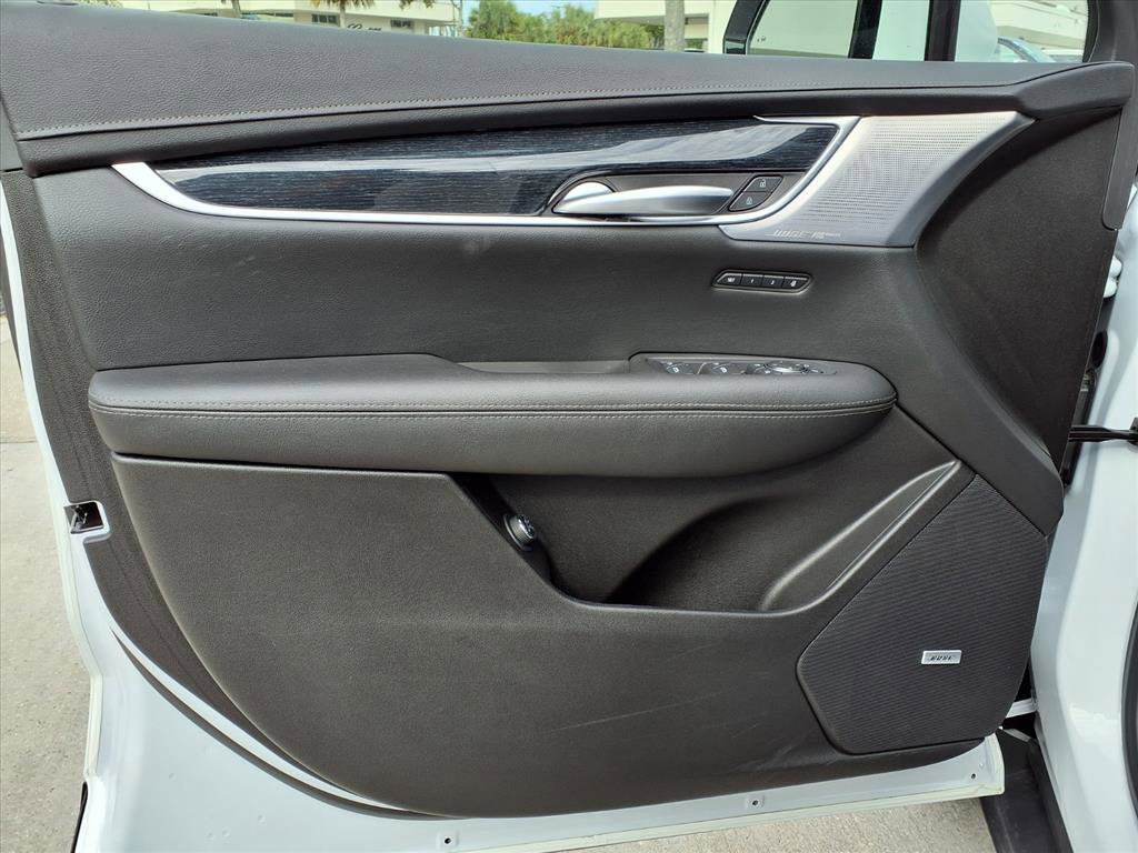 Certified 2025 Cadillac XT5 Premium Luxury image 21