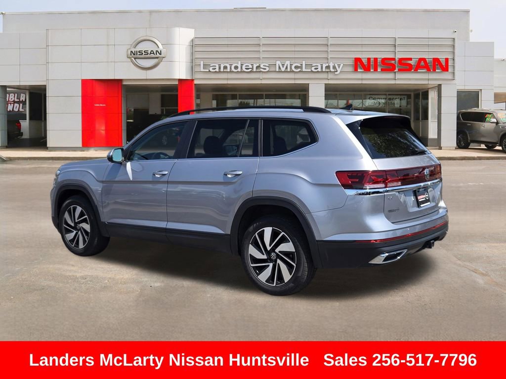 Used 2024 Volkswagen Atlas SE image 6