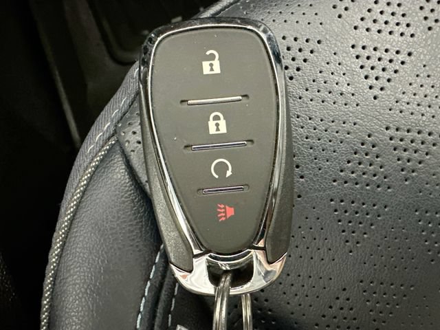 Used 2023 Chevrolet Bolt EUV Premier w/ Sun & Sound Package FWD image 17