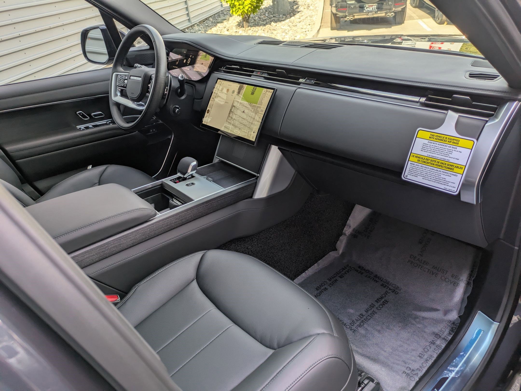 New 2025 Land Rover Range Rover Long Wheelbase Autobiography image 34
