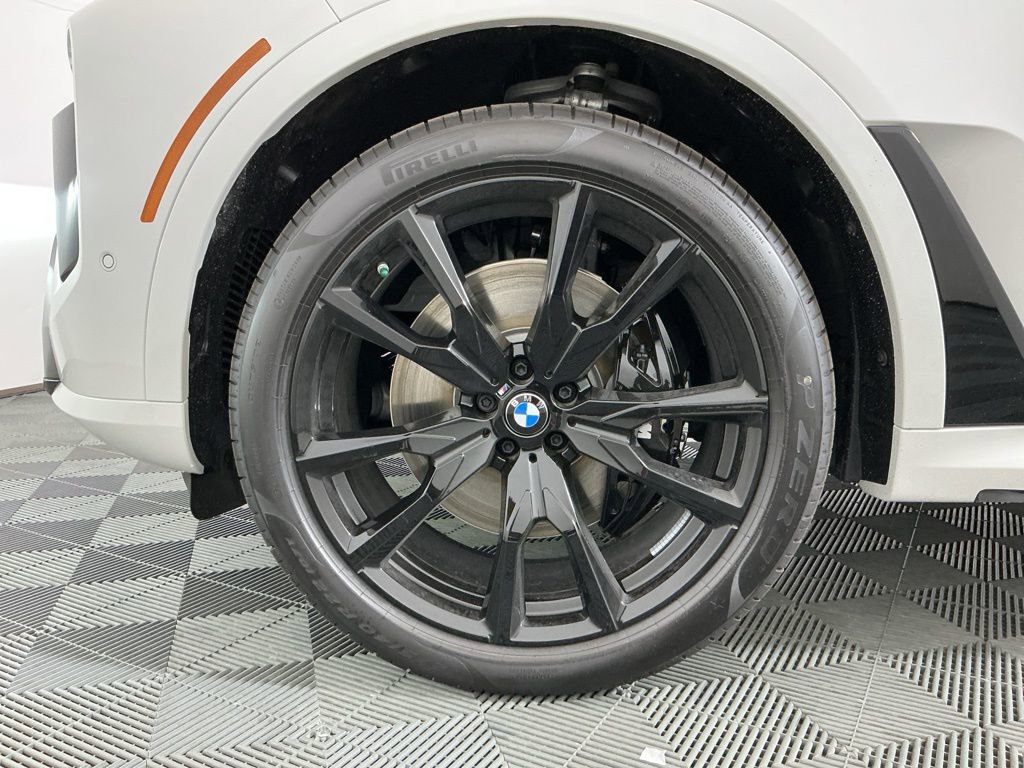 New 2026 BMW X7 xDrive40i w/ Executive Package AWD/4WD image 38