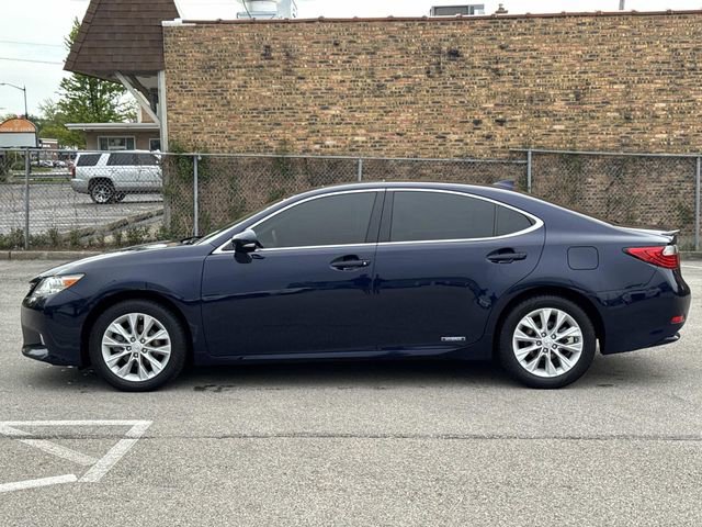Used 2015 Lexus ES 300h w/ Navigation System Package FWD image 8