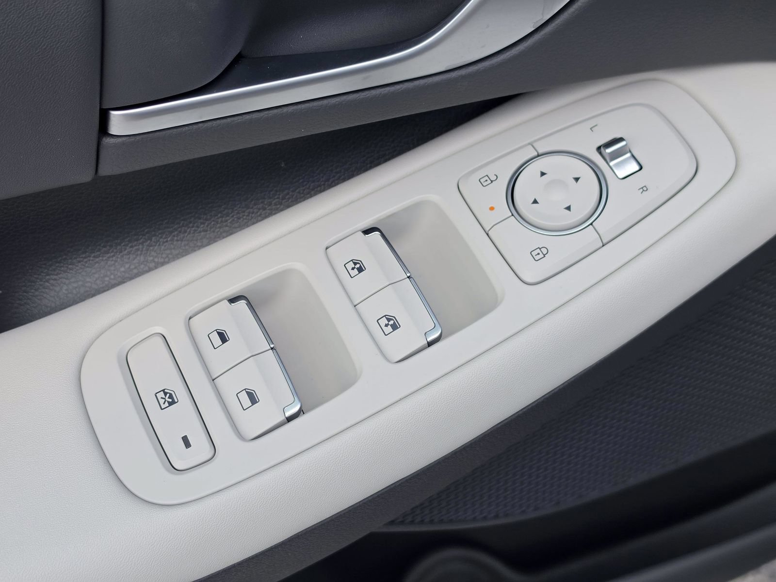 New 2026 Hyundai Sonata SEL FWD image 20