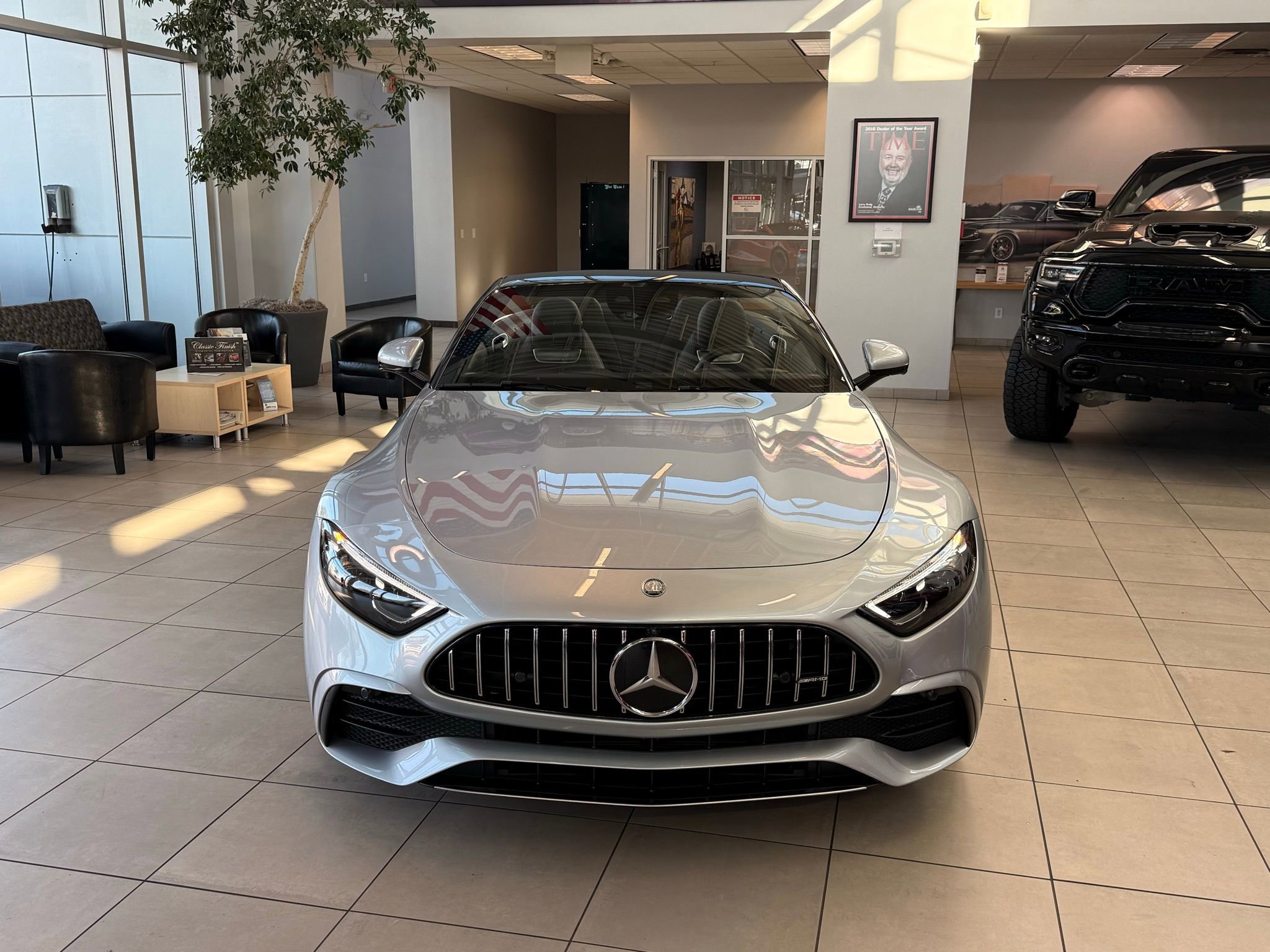 Used 2023 Mercedes-Benz SL 43 AMG w/ Driver Assistance Package image 24