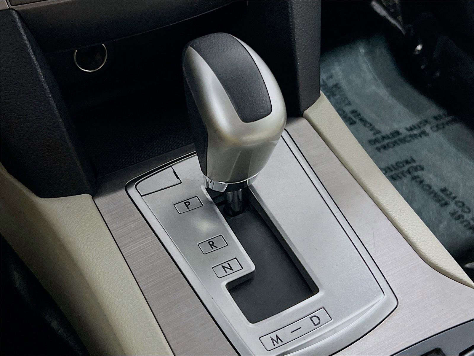 Used 2012 Subaru Outback 2.5i Limited w/ Moonroof Pkg image 31