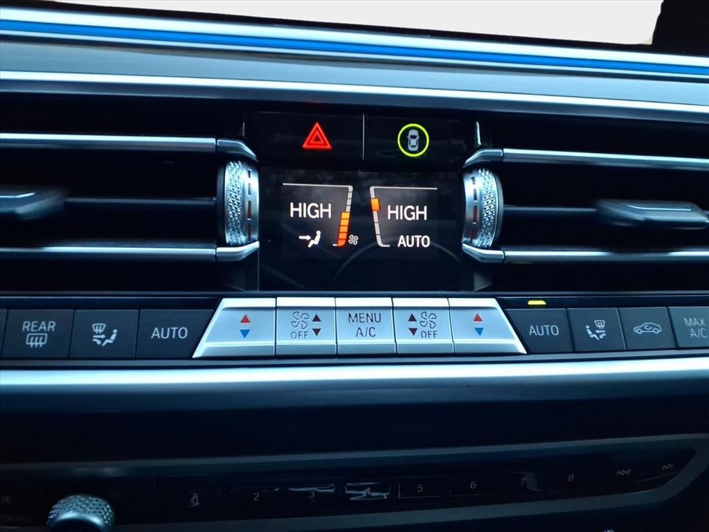 Used 2023 BMW X5 xDrive45e image 26