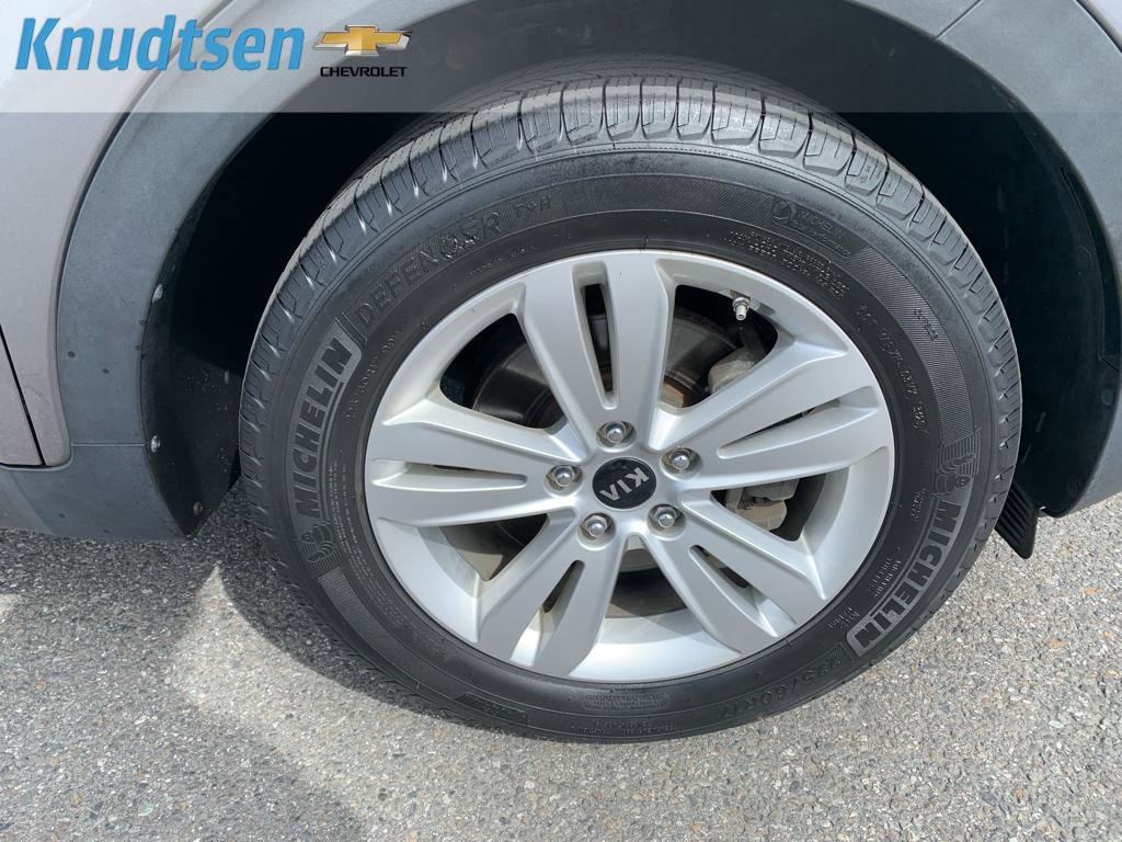 Used 2017 Kia Sportage LX AWD/4WD image 9
