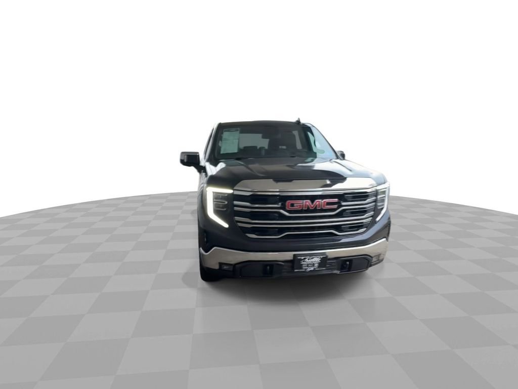 Certified 2025 GMC Sierra 1500 SLT image 3