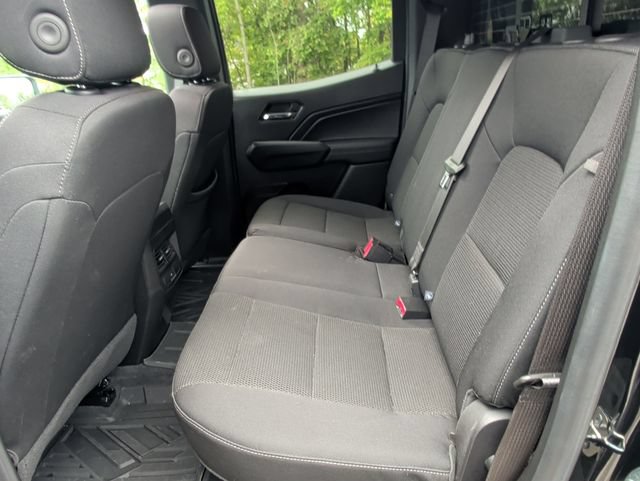Used 2023 Chevrolet Colorado LT w/ LT Convenience Package II AWD/4WD image 28