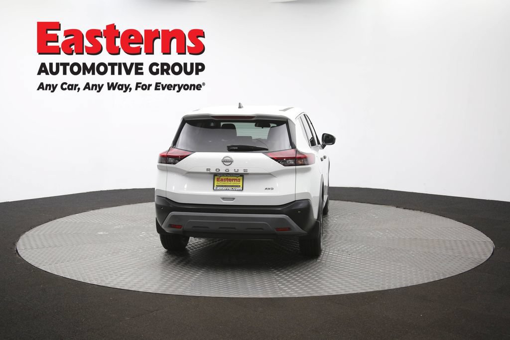 Used 2023 Nissan Rogue S AWD/4WD image 33