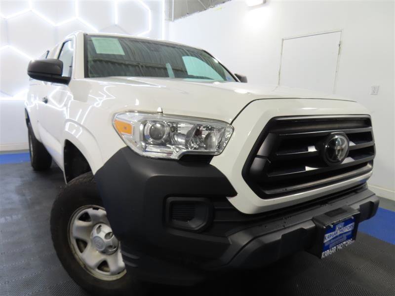 Used 2021 Toyota Tacoma SR image 3