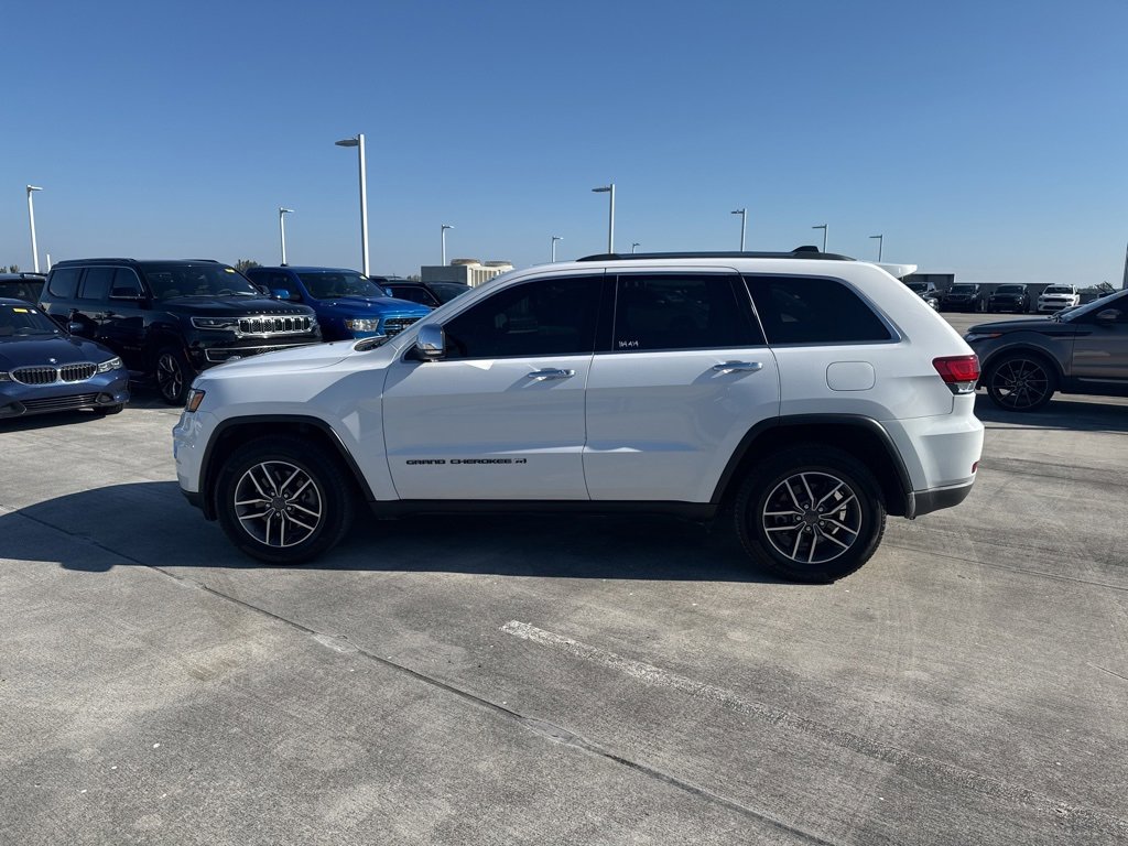 Used 2022 Jeep Grand Cherokee Limited w/ Trailer Tow Group IV image 8