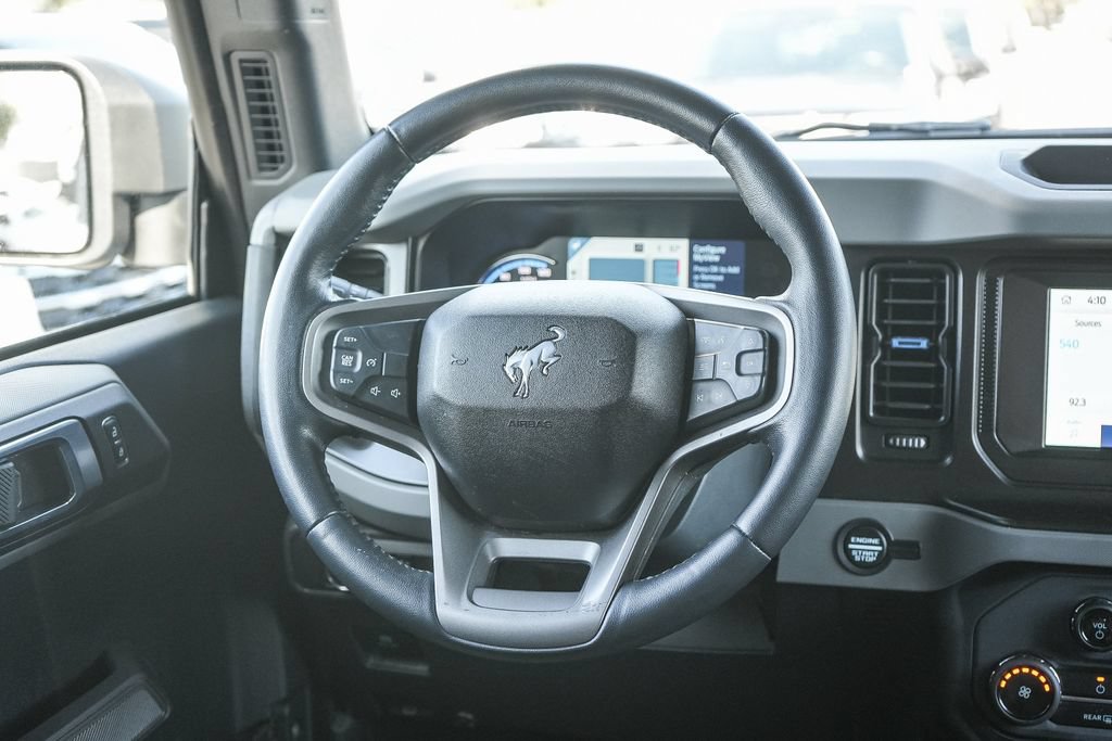 Used 2022 Ford Bronco Black Diamond AWD/4WD image 18