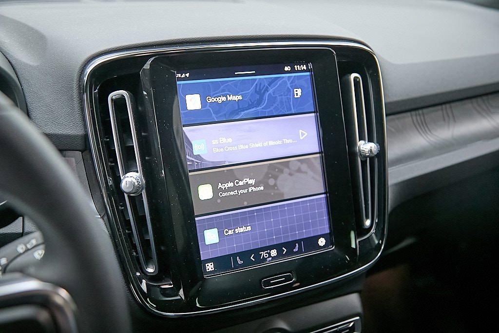 Certified 2023 Volvo C40 Recharge Core w/ Protection Package Premier image 15