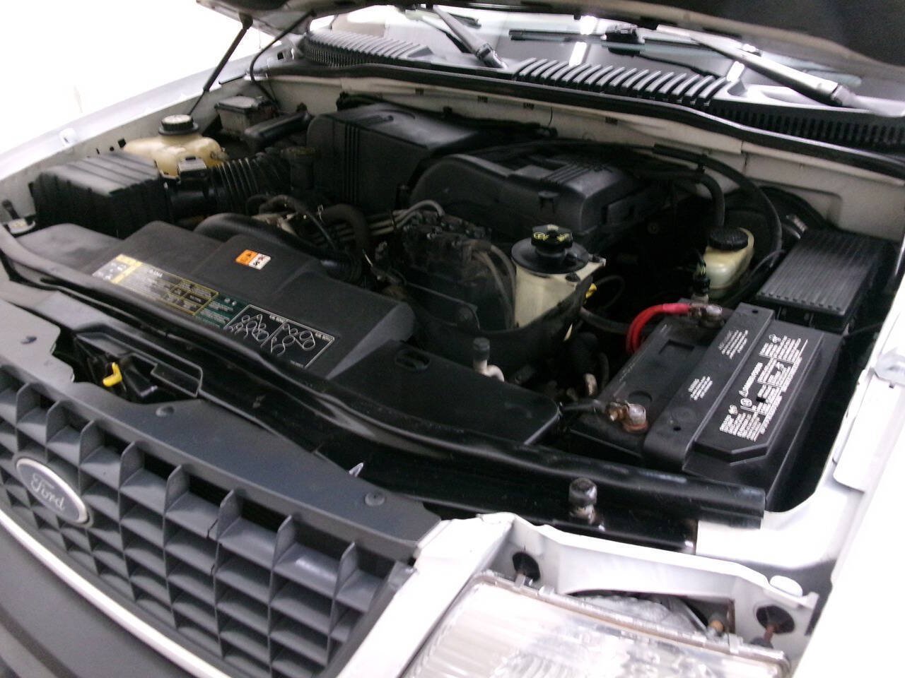 Used 2003 Ford Explorer Sport XLS AWD/4WD image 33