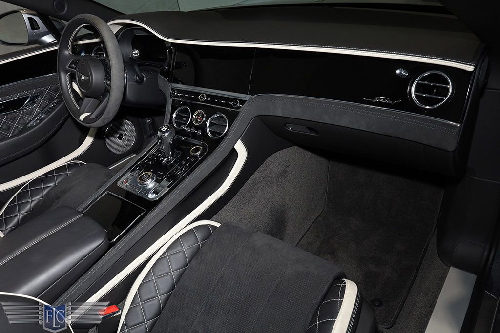 Used 2022 Bentley Continental GT Speed image 27