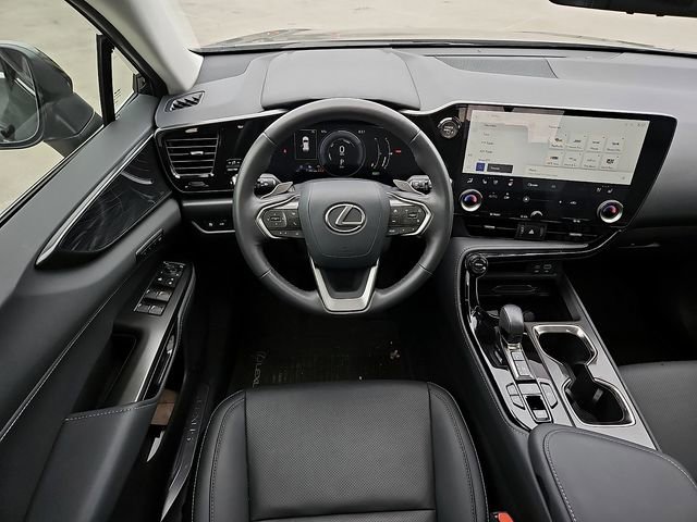 Used 2025 Lexus NX 350h AWD w/ Accessory Package (2T) image 12